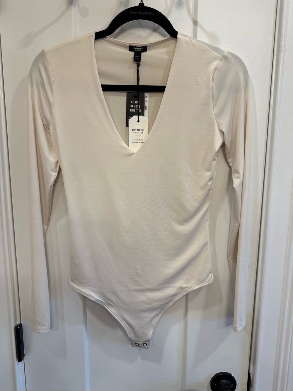 Express Cream Long-Sleeve V-Neck Compression Bodysuit